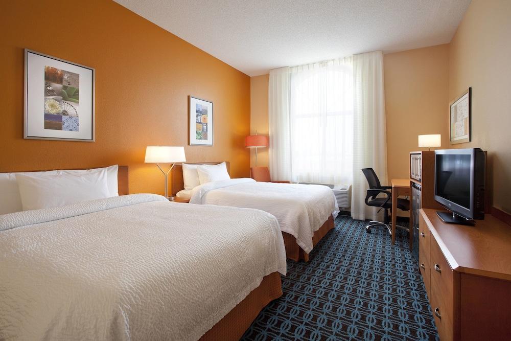Comfort Inn & Suites Phoenix North - Deer Valley Extérieur photo