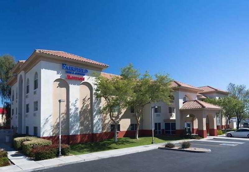 Comfort Inn & Suites Phoenix North - Deer Valley Extérieur photo